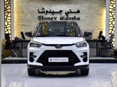 2023 Toyota Raize TURBO G 3 Cylinders Petrol Engine White Black Crossover GCC Specs