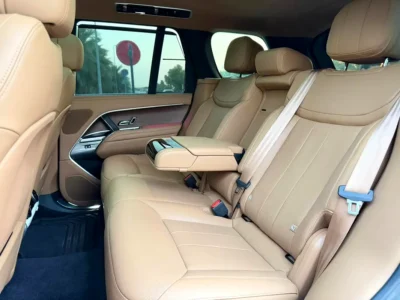 2025 Land Rover Range Rover SE 6 Cylinders Petrol Engine White tam SUV GCC Specs