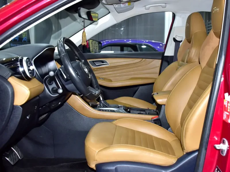 2020 MG HS Trophy 4 Cylinders Petrol Engine Red Tan SUV GCC Specs Automatic