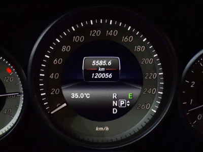 2014 Mercedes-Benz E-Class E 300 6 Cylinders Petrol Engine White Brown Sedan GCC Specs