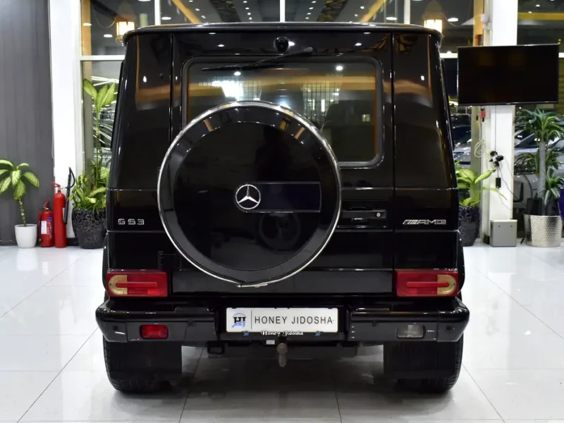 2015 Mercedes-Benz G-Class G 63 AMG 8 Cylinders Petrol Engine Black Red SUV GCC Specs