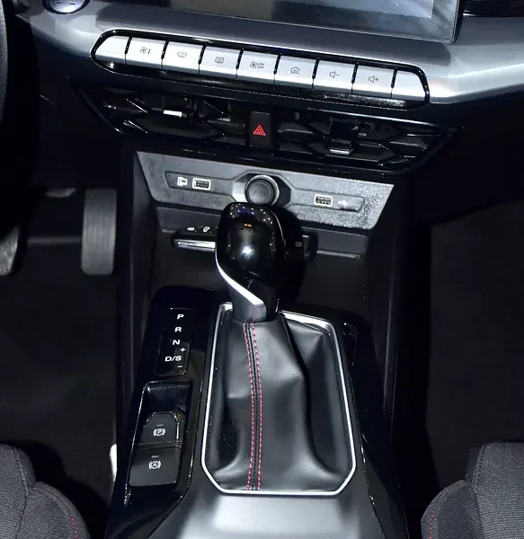 2023 MG GT Comfort 4 Cylinders Petrol Engine White Black Sedan GCC Specs Automatic