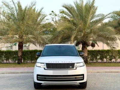 2025 Land Rover Range Rover SE 6 Cylinders Petrol Engine White tam SUV GCC Specs