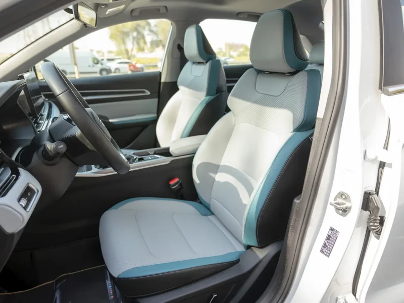 2025 Geely Emgrand GF 1.5 Litres 4 Cylinders Petrol Engine White Sedan GCC Specs