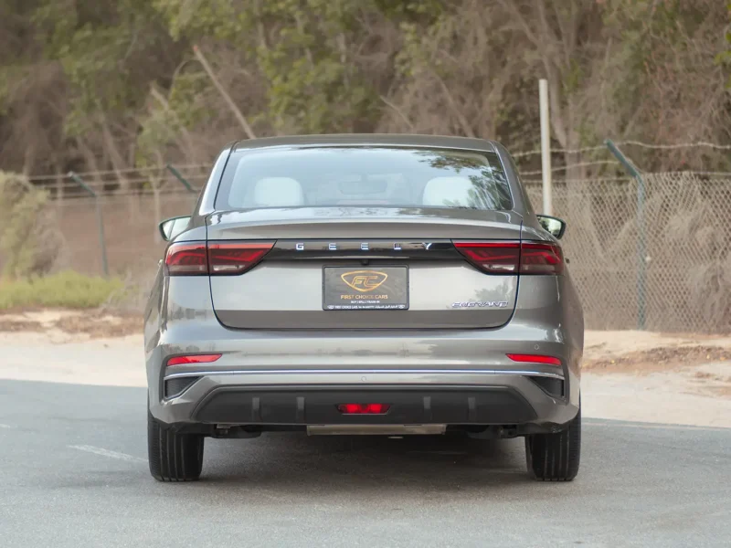 2024 Geely Emgrand GS 1.5 Litres 4 Cylinders Petrol engine Grey White Sedan GCC Specs