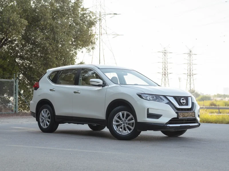 2022 Nissan X-Trail S 2.5 Litres 4 Cylinders Petrol Engine White Beige SUV GCC Specs