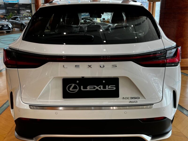 2026 LEXUS NX350 2.4 Litres Turbocharged 4 Cylinders Petrol Engine White Red SUV GCC Specs