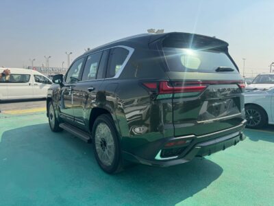 2026 LEXUS LX600 3.5 Litres Twin Turbo V6 Petrol Engine Green Red SUV GCC Specs