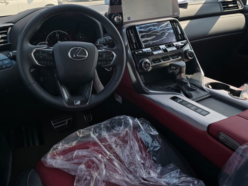 2026 LEXUS LX600 3.5 Litres Twin Turbo V6 Petrol Engine Green Red SUV GCC Specs