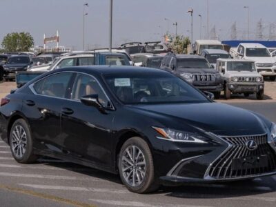 2026 LEXUS ES300h 2.5 Litres 4 Cylinders HYBRID Engine Black Brown Sedan GCC Specs