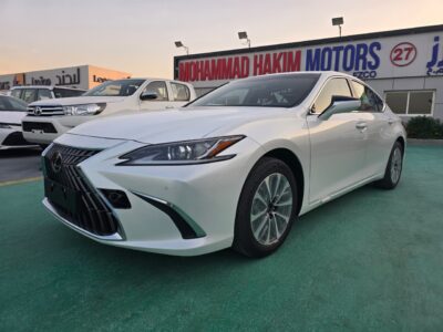 2026 LEXUS ES300h 2.5 Litres 4 Cylinders HYBRID Engine White Silver Sedan GCC Specs