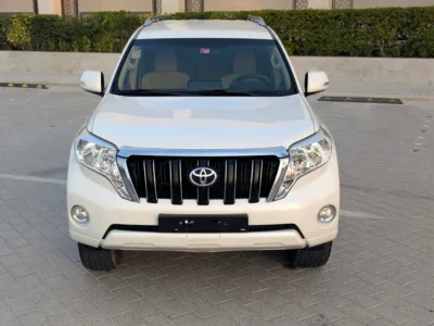 2017 Toyota Prado GXR 2.7 Litres V4 Engine White Beige SUV GCC Specs Excellent Condition