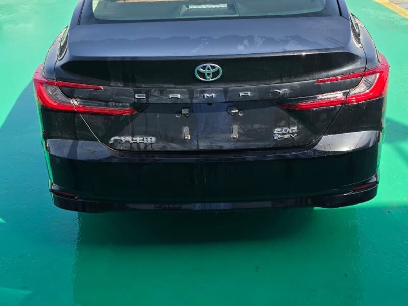 2026 Toyota Camry 2.5 Litres 4-cylinder Hybrid Engine Black Tan Sedan GCC Specs