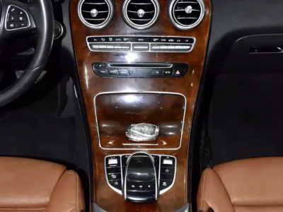 2017 Mercedes-Benz GLC-Class GLC 250 4MATIC 4 Cylinders Petrol Engine White Brown Crossover