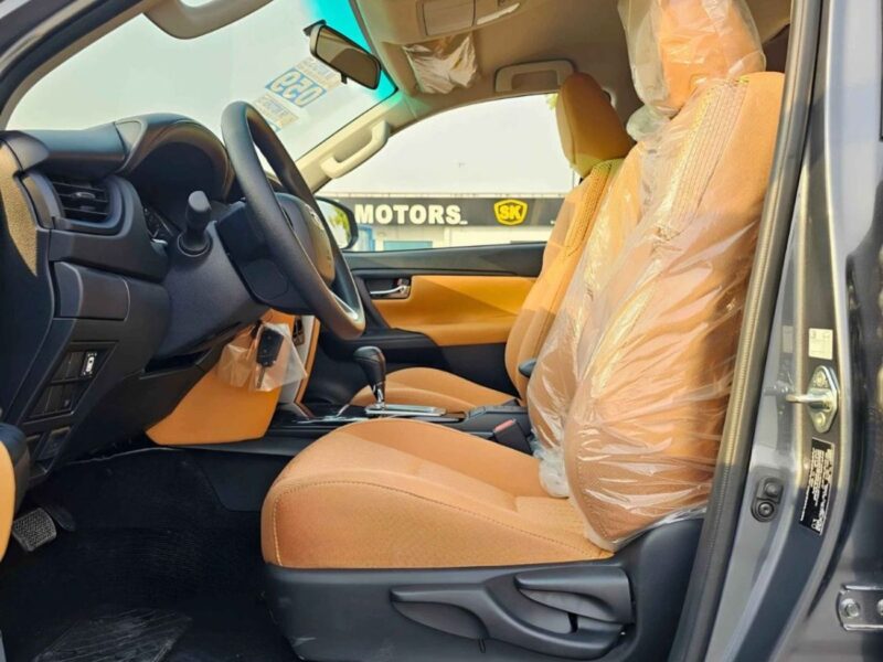 2026 Toyota Fortuner EXR 2.4 Litres Diesel V4 Engine Grey Beige SUV GCC Specs Automatic