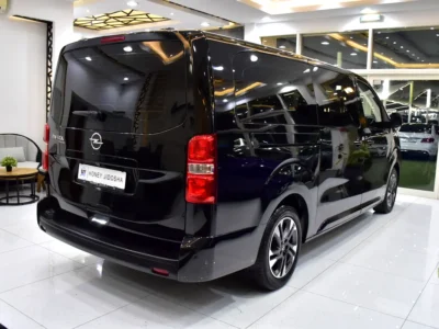 2023 Opel Zafira Life Business Innovation 4 Cylinders Diesel Engine Black Van GCC Specs