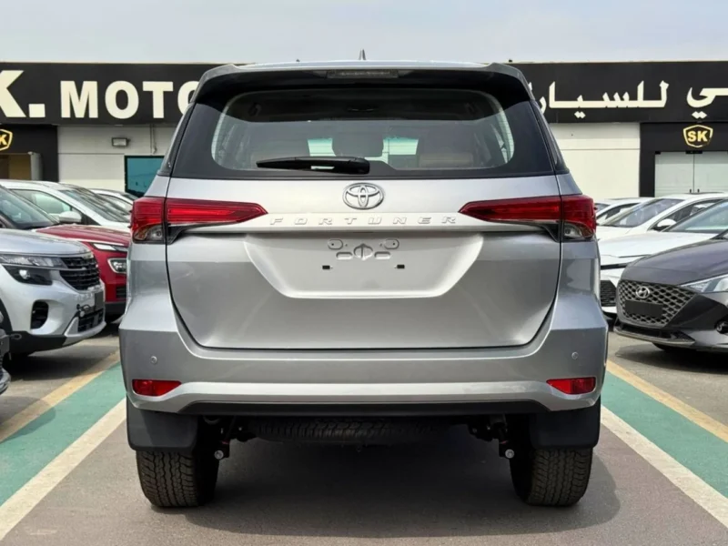 2026 Toyota Fortuner EXR 2.7 Litres PETROL V4 Engine Silver Beige SUV GCC Specs