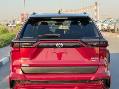 2025 TOYOTA RAV 4 XLE AWD 2.5 Litres V4 Petrol Engine Red Grey SUV American Specs