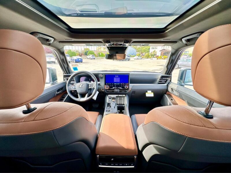 2025 Lexus GX 460 4.6 Litres V8 Naturally Aspirated Engine White Tan SUV GCC Specs