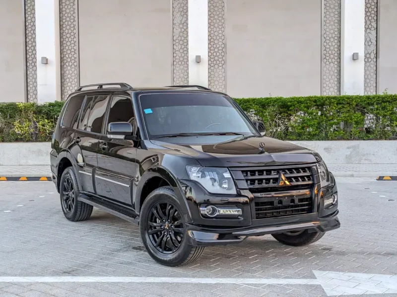 2020 Mitsubishi Pajero GLS Signature Edition 3.8L V6 Petrol Engine Black SUV GCC Specs