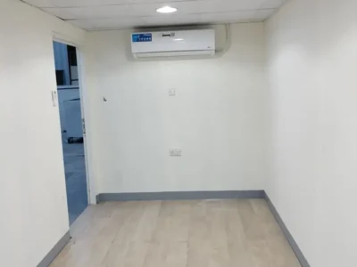 Al Quoz Industrial Area 160 sqft CONTAINER STORE FOR SMALL ECOMMERCE BUSINESS