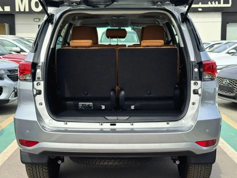 2026 Toyota Fortuner EXR 2.7 Litres PETROL V4 Engine Silver Beige SUV GCC Specs