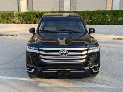 2020 Toyota Land Cruiser GXR Facelifted 2025 V6 4.0L Black Beige SUV GCC Specs Full Option