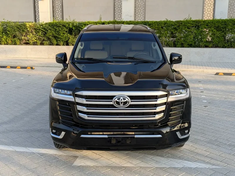 2020 Toyota Land Cruiser GXR Facelifted 2025 V6 4.0L Black Beige SUV GCC Specs Full Option