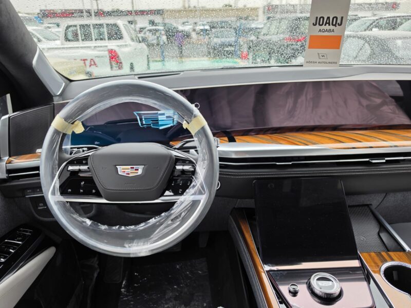 2026 Cadillac Escalade 6.2 Litres V8 Sport Platinum VIP Black White SUV GCC Specs