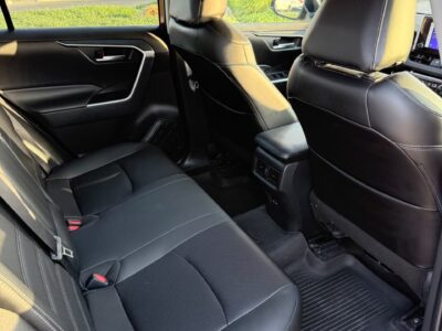 2025 TOYOTA RAV 4 XLE AWD 2.5 Litres V4 Petrol Engine Red Grey SUV American Specs