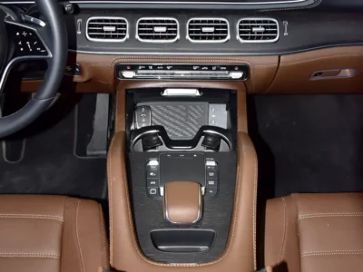 2025 Mercedes-Benz GLE-Class GLE 450 4MATIC 6 Cylinders Petrol Engine Blue Brown SUV GCC