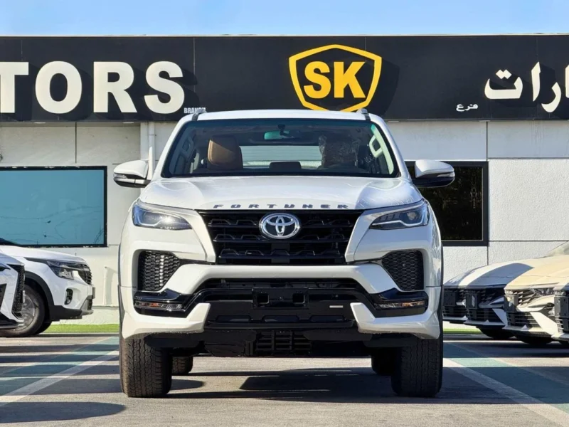 2026 Toyota Fortuner SR5 2.7 Litres PETROL V4 Engine White Yellow SUV GCC Specs