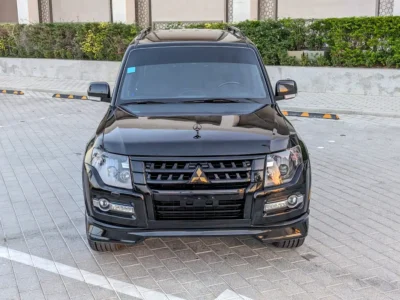 2020 Mitsubishi Pajero GLS Signature Edition 3.8L V6 Petrol Engine Black SUV GCC Specs