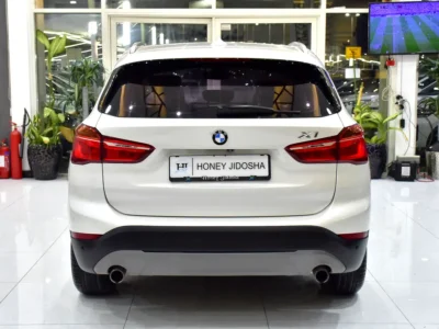 2017 BMW X1 sDrive20i 4 Cylinders Petrol Engine White Beige Crossover GCC Specs Automatic