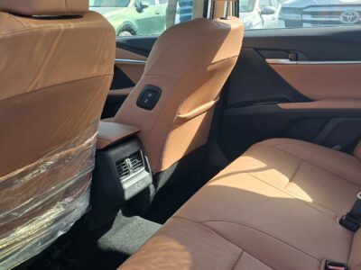 2026 Toyota Camry 2.5 Litres 4-cylinder Hybrid Engine Black Tan Sedan GCC Specs