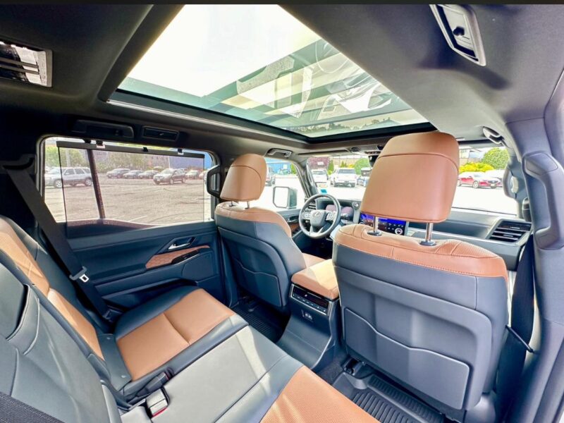 2025 Lexus GX 460 4.6 Litres V8 Naturally Aspirated Engine White Tan SUV GCC Specs