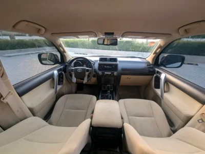 2017 Toyota Prado GXR 2.7 Litres V4 Engine White Beige SUV GCC Specs Excellent Condition