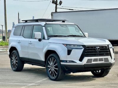 2025 Lexus GX 460 4.6 Litres V8 Naturally Aspirated Engine White Tan SUV GCC Specs