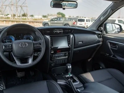 2026 TOYOTA FORTUNER EXR 2.8 Litres 4 Cylinders Turbo Diesel Engine Black SUV GCC Specs