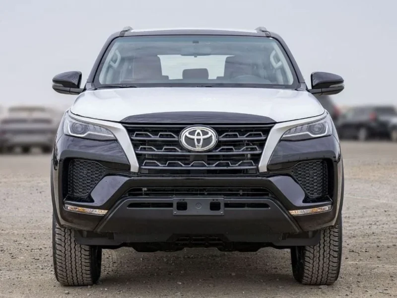 2026 TOYOTA FORTUNER 2.7 Litres 4-Cylinder Petrol Black Tan SUV GCC Specs