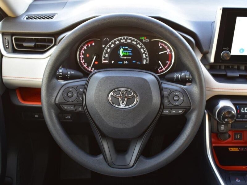 2025 Toyota RAV 4 2.5 Litres 4-cylinder Petrol Engine Blue Beige SUV GCC Specs