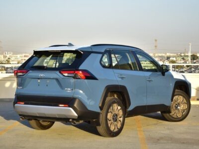 2025 Toyota RAV 4 2.5 Litres 4-cylinder Petrol Engine Blue Beige SUV GCC Specs