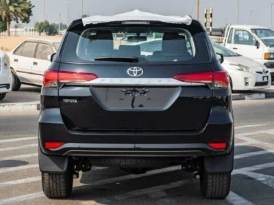 2026 TOYOTA FORTUNER EXR 2.8 Litres 4 Cylinders Turbo Diesel Engine Black SUV GCC Specs