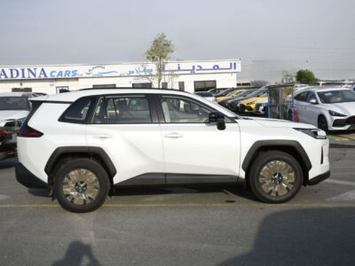 2026 Toyota RAV 4 XLE 2.0 Litres 4 cylinders Petrol Engine White Beige SUV GCC Specs