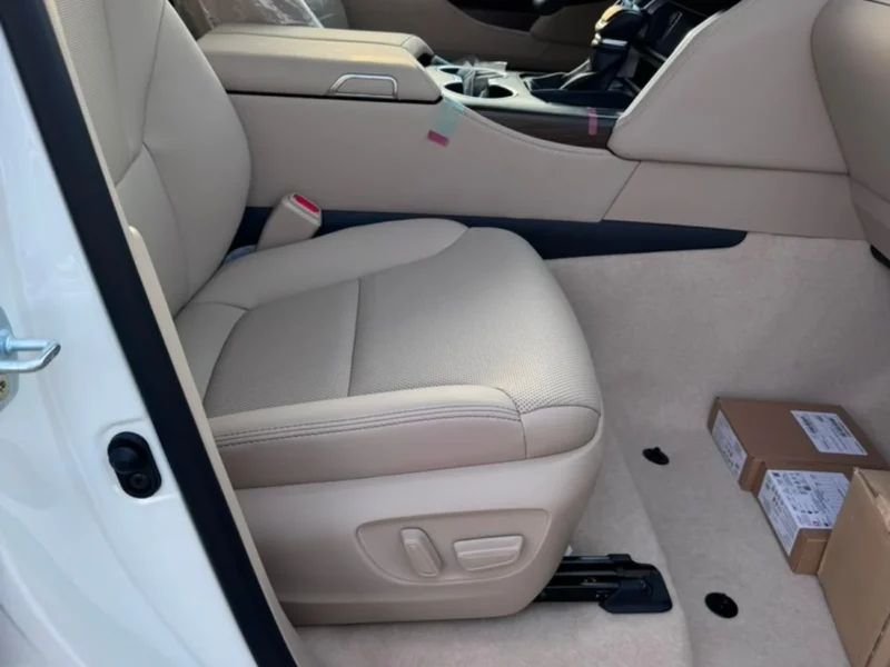 2026 Toyota Land Cruiser GXR 3.5 Litres 6 Cylinders Petrol Engine White Beige SUV GCC Specs