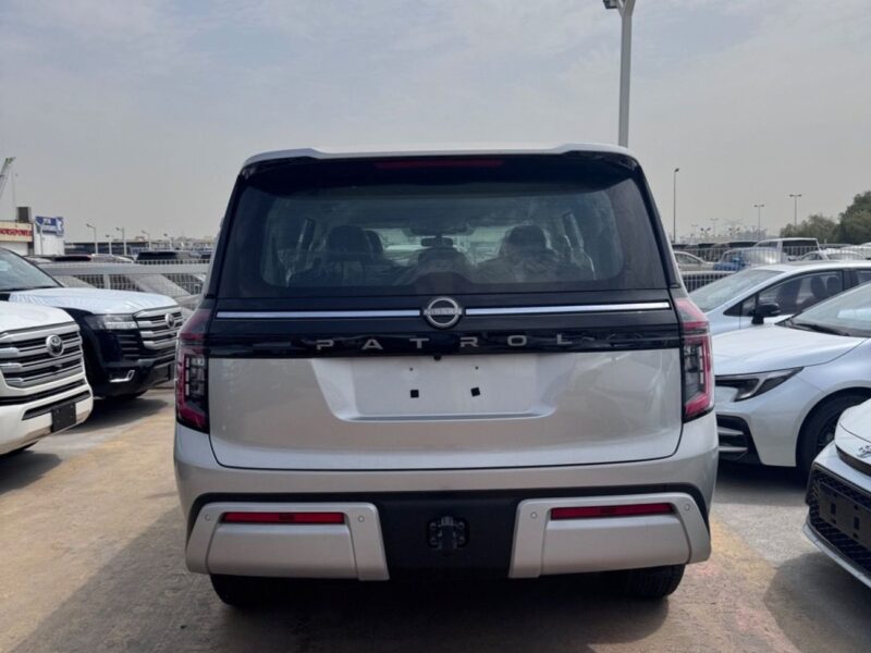 2026 Nissan Patrol XE 3.8 Litres 6 Cylinders Petrol Engine Silver Black SUV GCC Specs