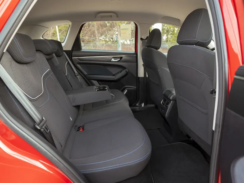 2023 Haval Jolion Plus 1.5 Litres 4 Cylinders Petrol Engine Red Black SUV GCC Specs
