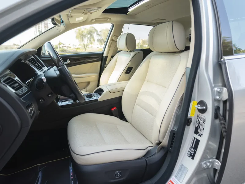 2014 Hyundai Centennial VS500 5.0 Litres 8 Cylinders Petrol Engine Silver Beige Sedan GCC