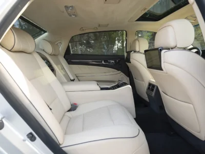 2014 Hyundai Centennial VS500 5.0 Litres 8 Cylinders Petrol Engine Silver Beige Sedan GCC