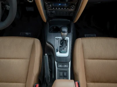 2020 Toyota Fortuner GXR 4.0 Litres 6-cylinder Petrol Engine White Brown SUV GCC Specs